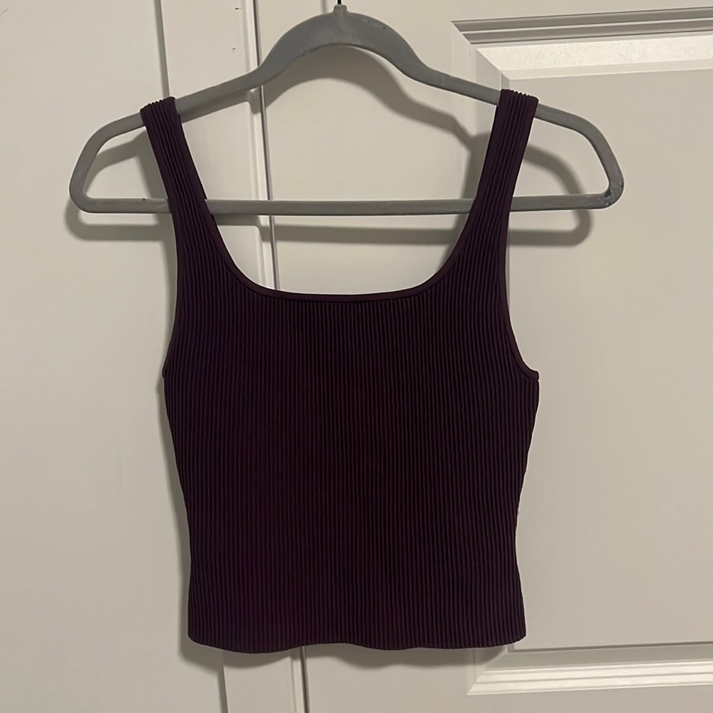 Aritzia Babaton Sculpt Knit Squareneck Tank S Grapevine purple